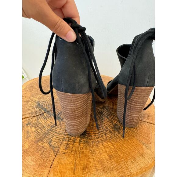 Lucky Brand Sandals Lanita heeled sandals black stacked heel leather 10M outsole - Picture 7 of 11